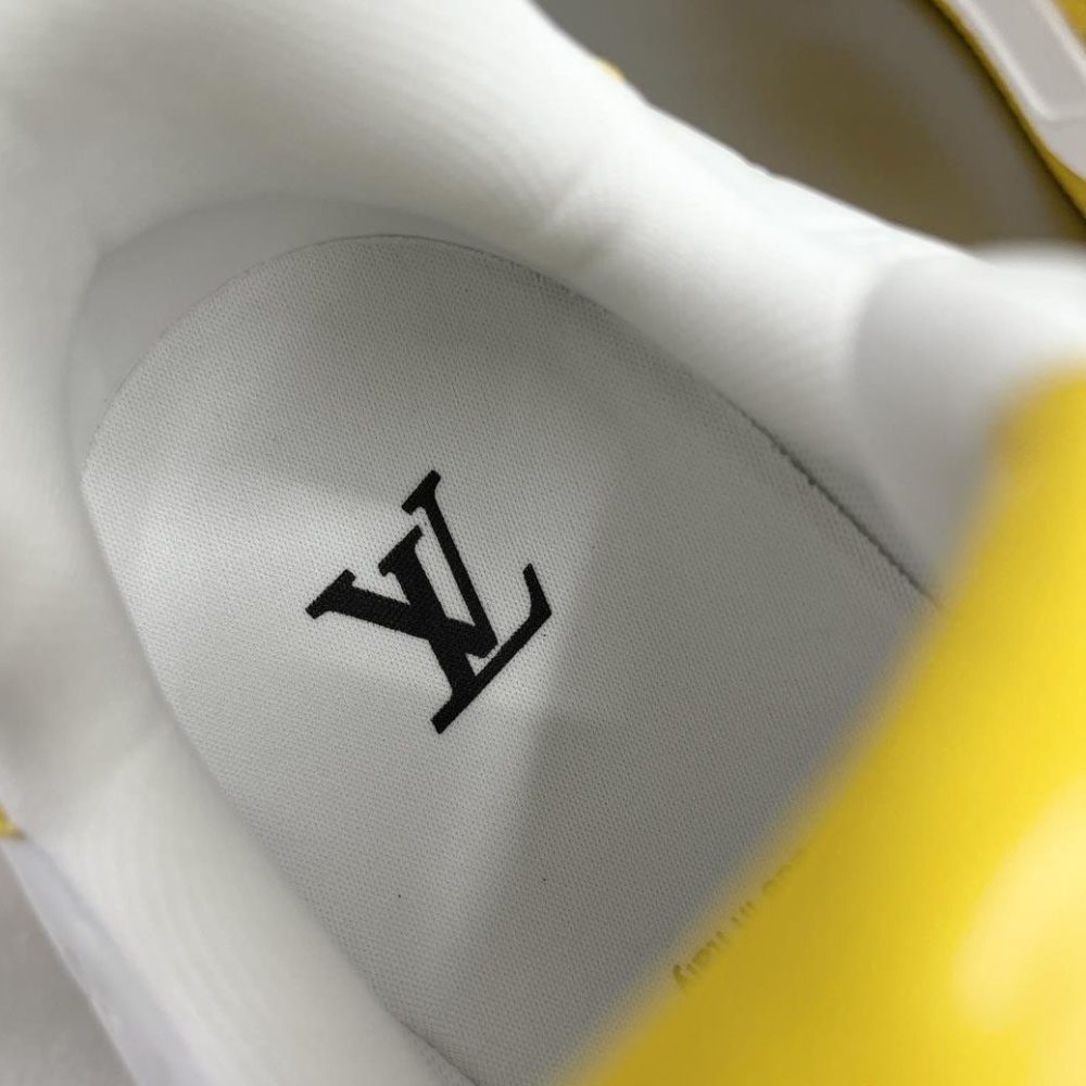 LV Trainer #54 'Yellow White' – Royal Clonez – Top Quality – Unbeatable  Prices
